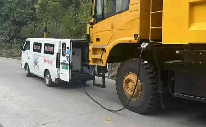 博乐新能源车充电搭电